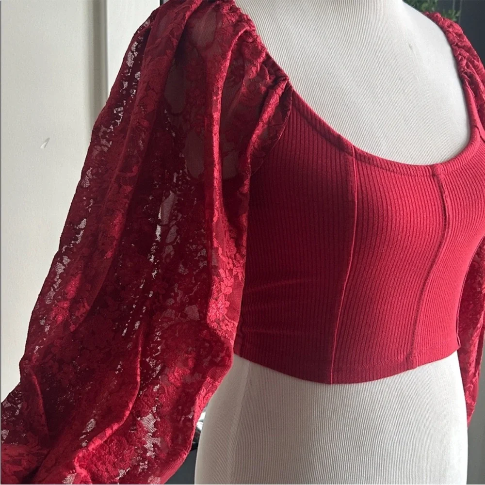 Urban Outfitters M Red Lace Detail stretchy crop Top with long sleeves - Picture 4 of 8